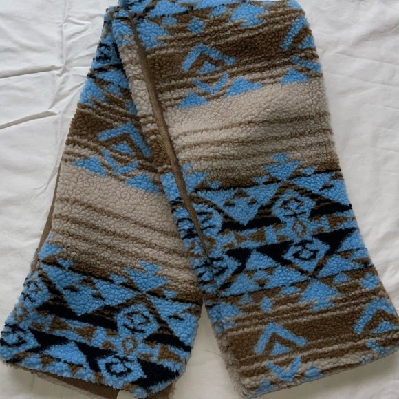 Sun + Stone Men's Geometric Fleece Scarf  Blue Size Regular - Picture 2 of 5